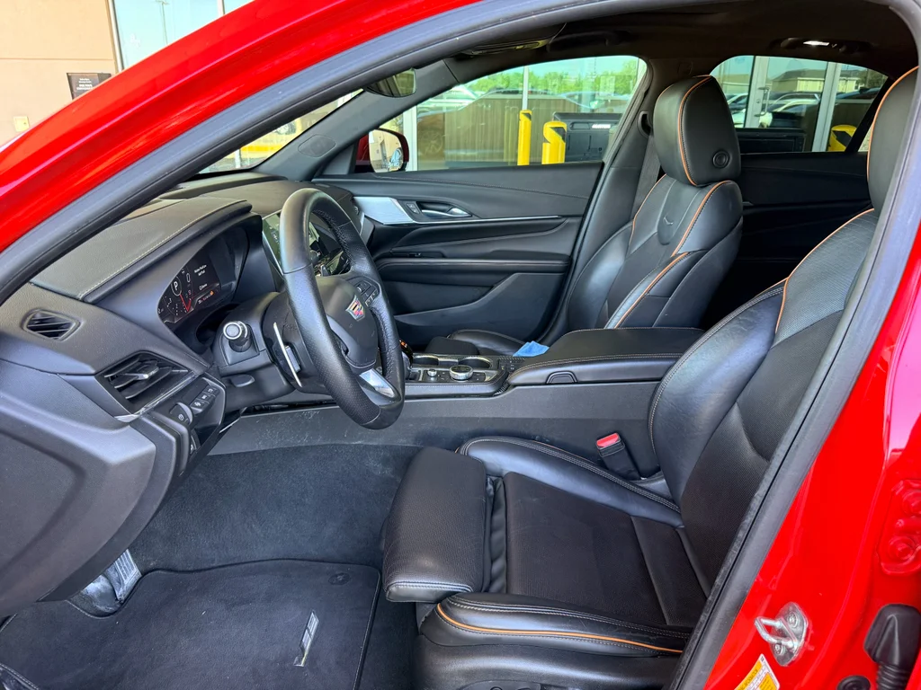 Used 2021 Velocity Red Cadillac V-Series image 11