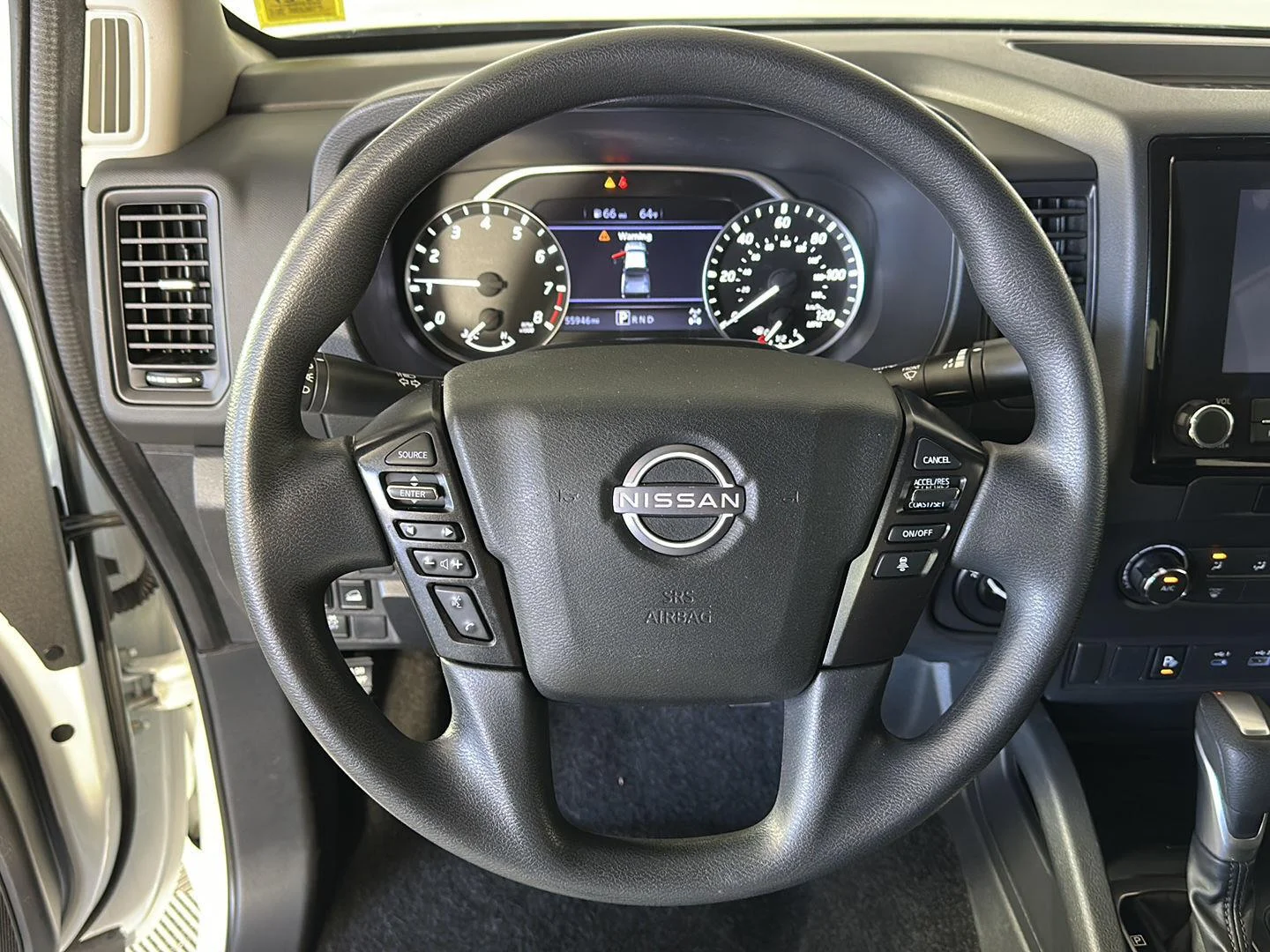 Used 2022 Glacier White Nissan S image 10