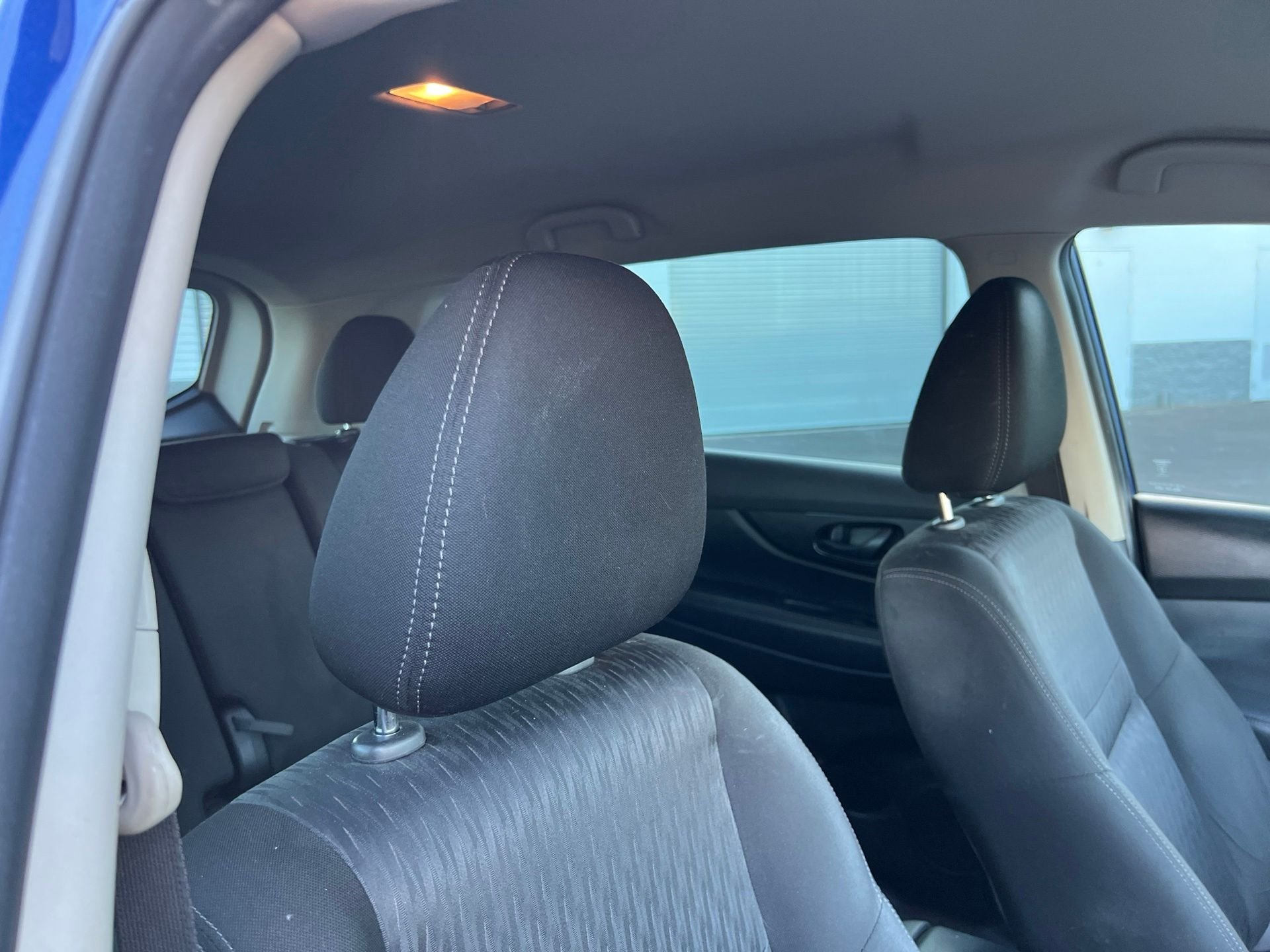 Used 2020 Blue Nissan S image 21