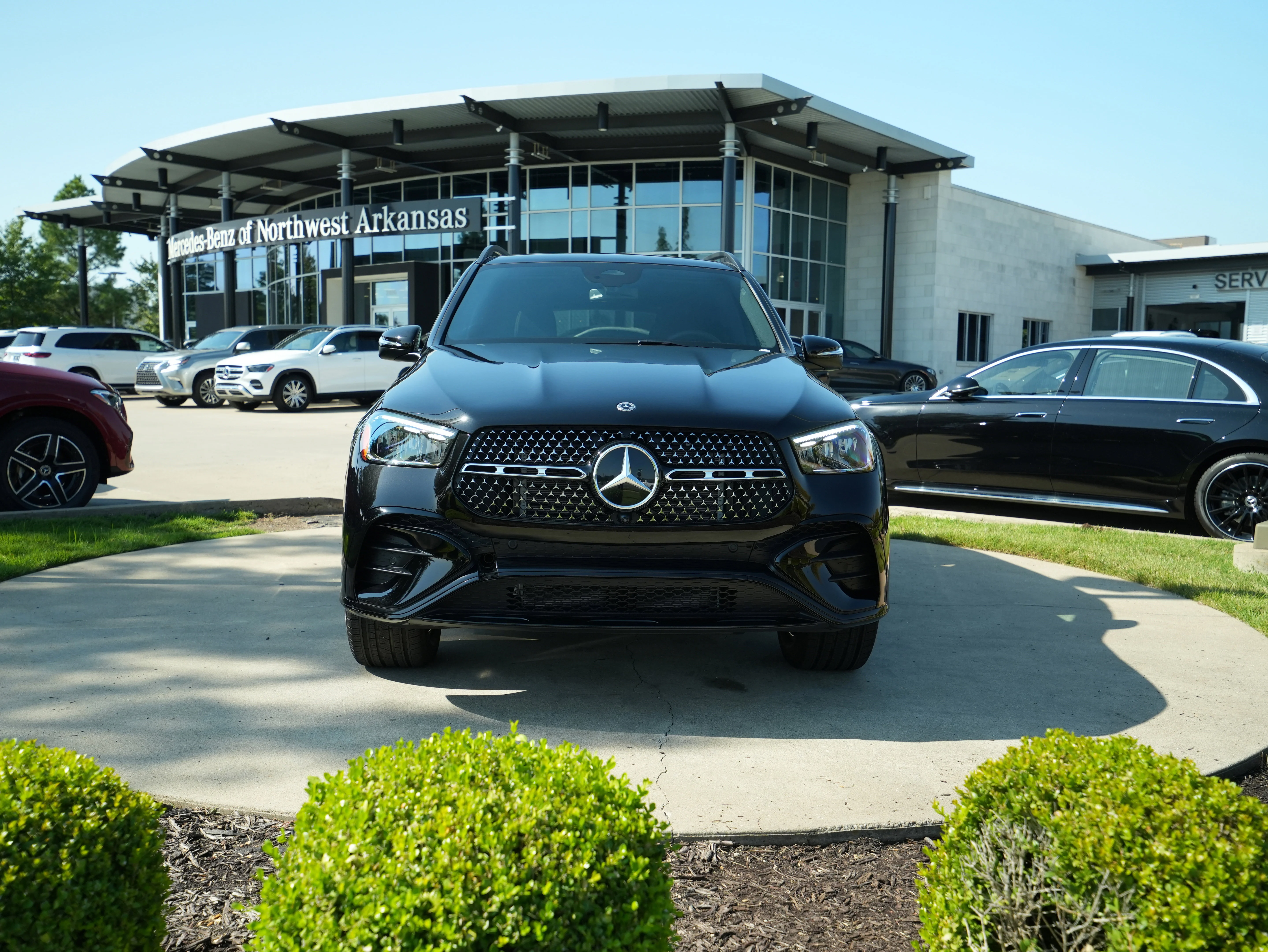 Certified Used 2026 Obsidian Black Metallic Mercedes-Benz GLE 350 image 2