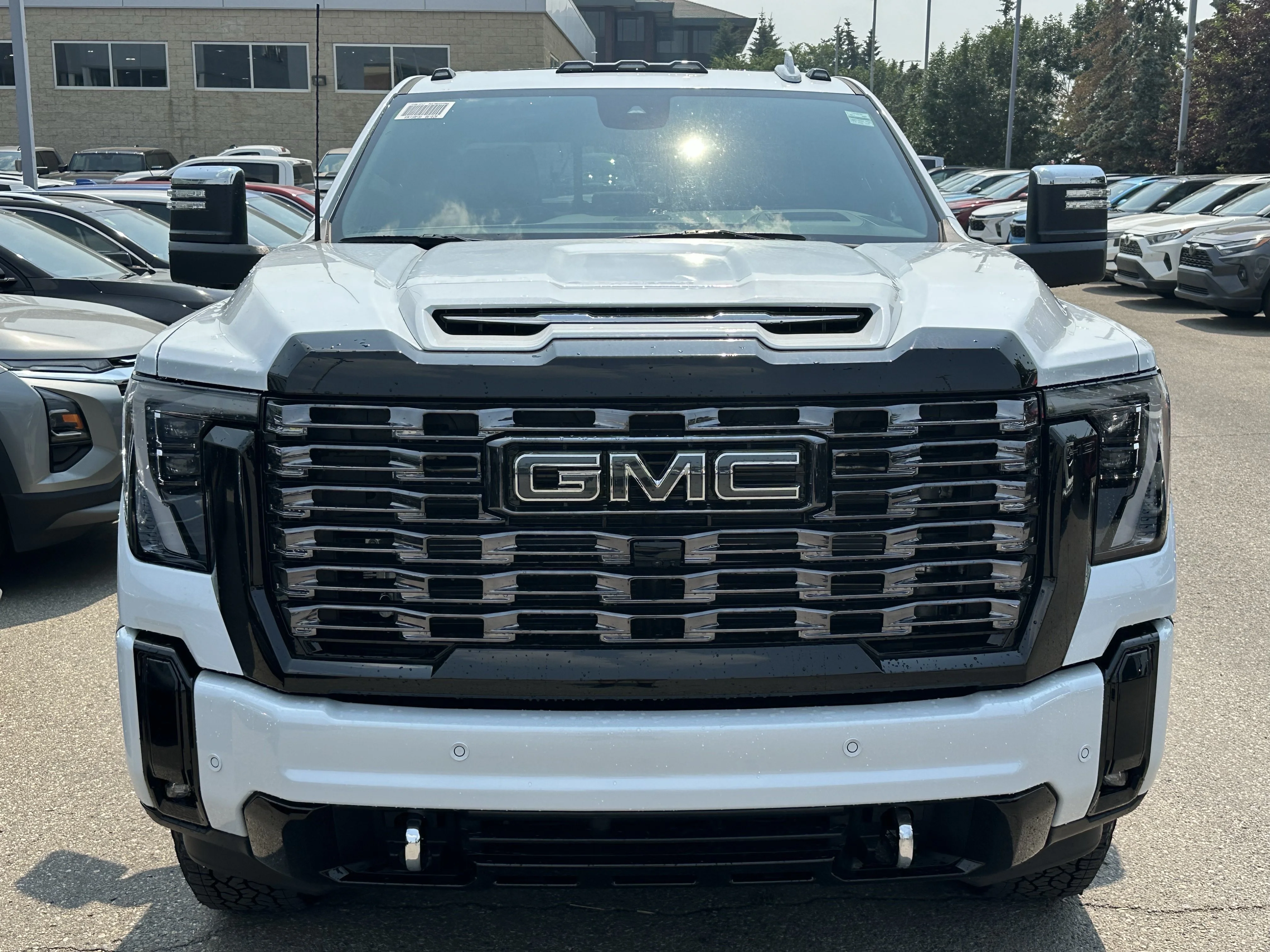New 2026 Polar White Tricoat GMC Denali Ultimate image 2
