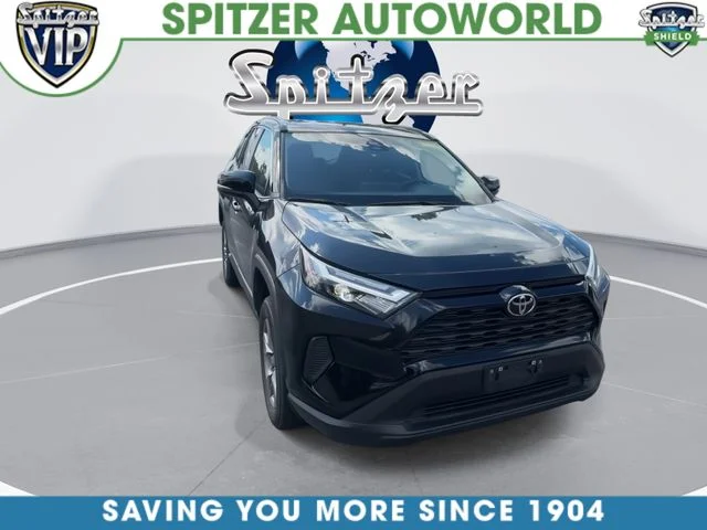 Used 2024 Black Toyota XLE image 3