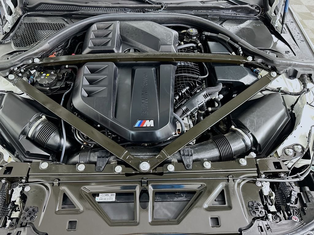 Certified Used 2025 Alpine White BMW Base image 31