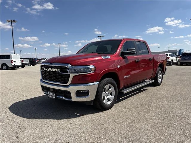 New 2026 Molten Red Pearl-Coat  Paint Ram BIGHORN/LONESTAR CREW 4X4 image 4