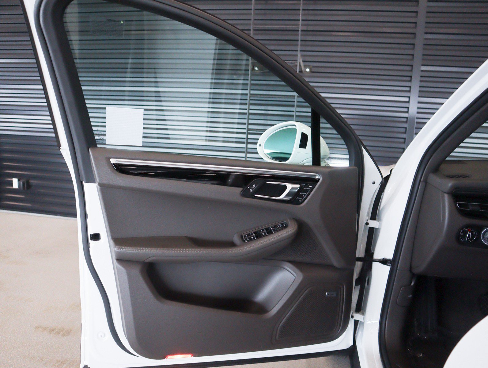 Certified Used 2024 White Porsche  image 23