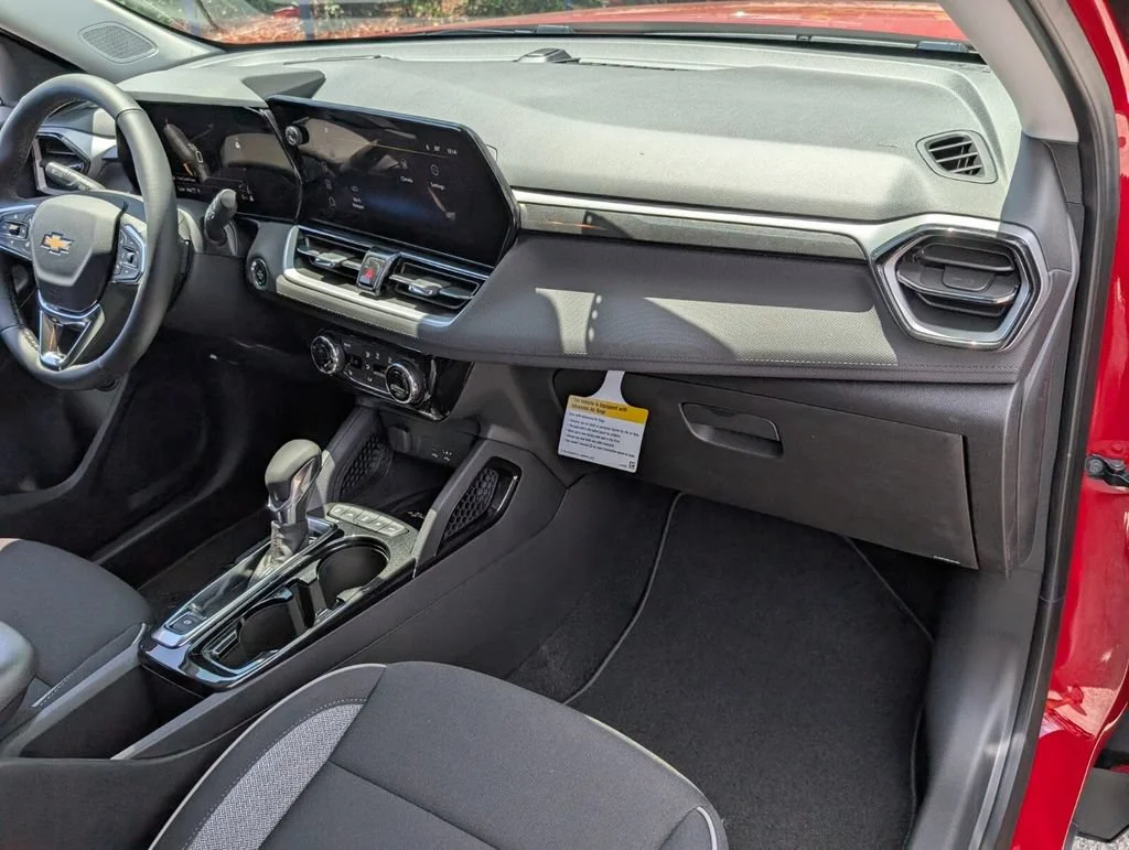 2026 Chevrolet Trailblazer LT - Photo 8