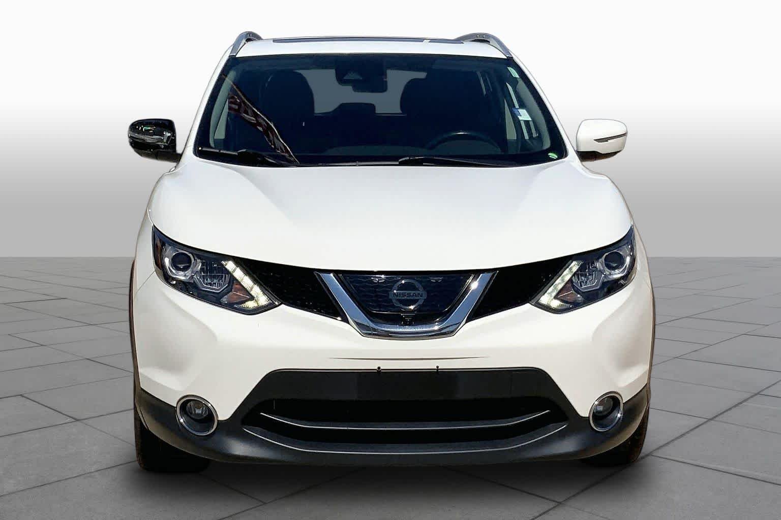 Pre-Owned 2017 Nissan Rogue Sport SL