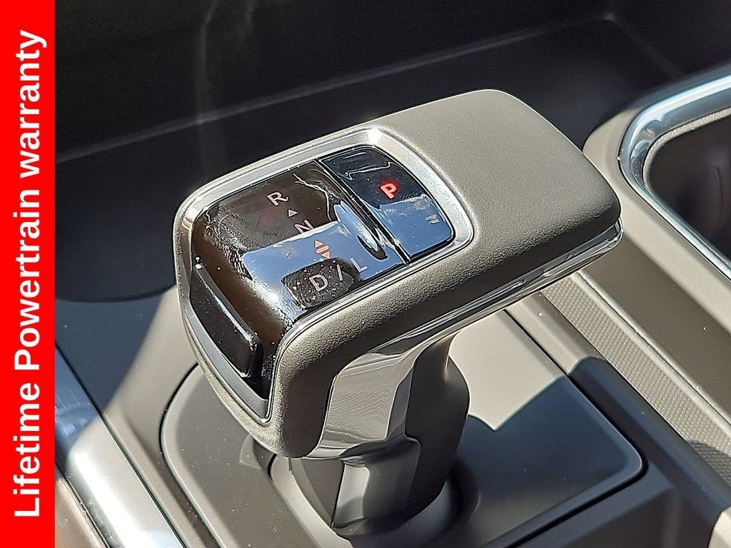 2026 GMC Sierra 1500 SLT - Photo 7