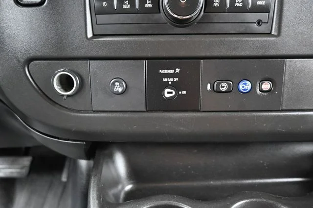 2021 Chevrolet Express Cargo Work Van - Photo 18