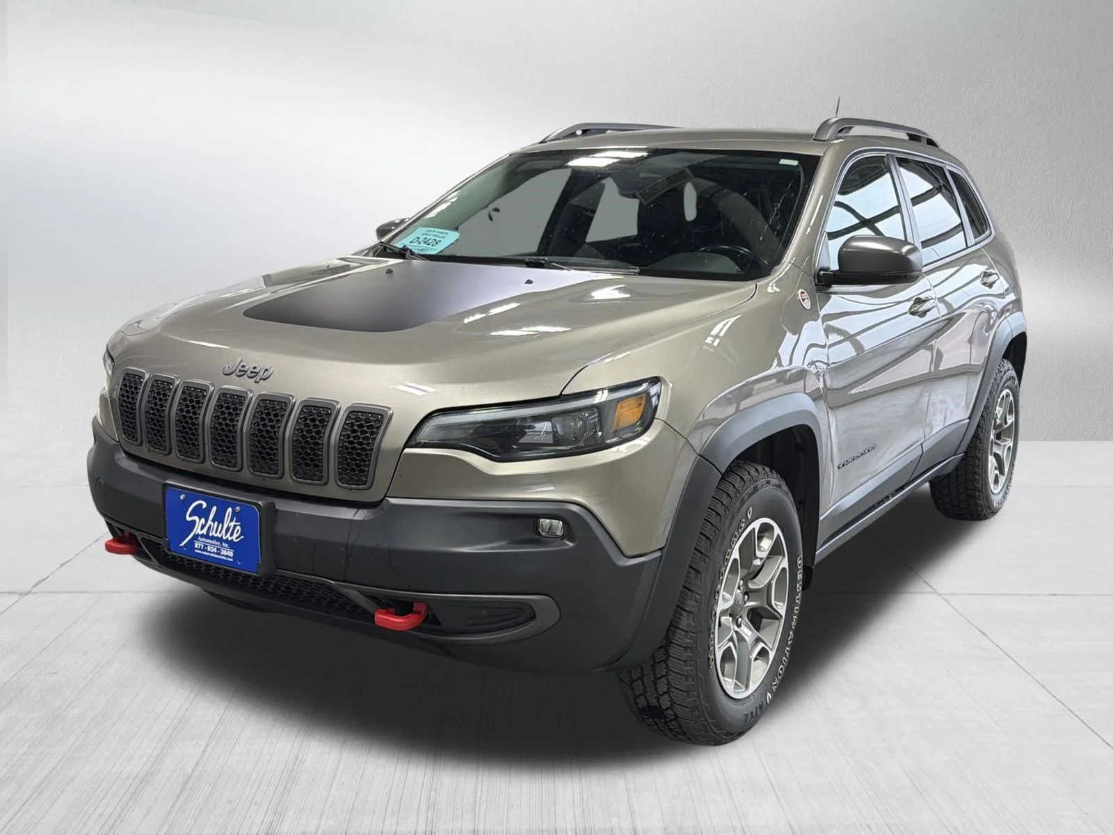 Used 2020 Light Brownstone Pearlcoat Jeep Trailhawk image 3