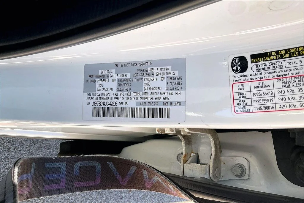 Used 2018 White Mazda Grand Touring image 33