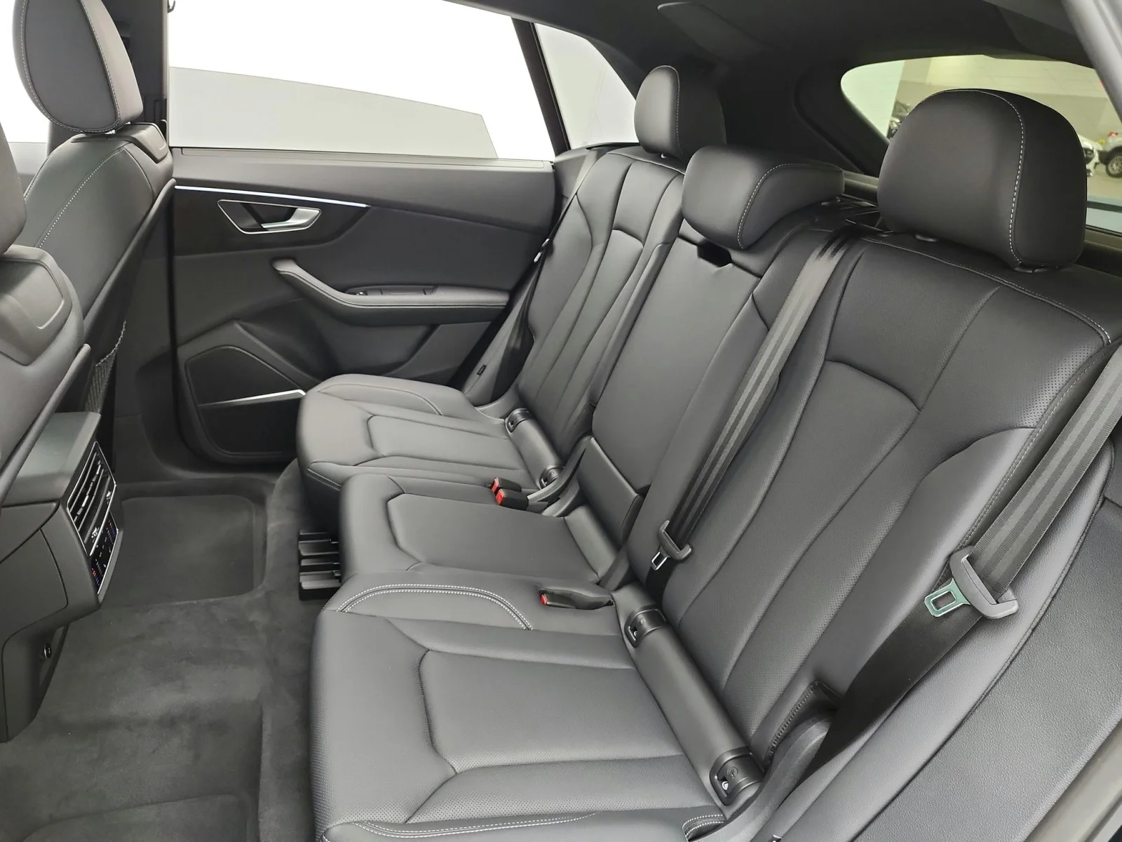 New 2026 Mythos Black Metallic Audi Premium Plus quattro *Ltd Avail* image 11