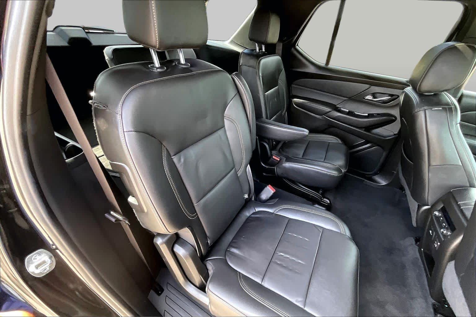 Used 2023 Mosaic Black Metallic Chevrolet LT Leather image 20
