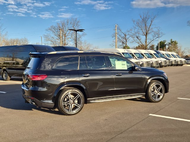 New 2026 Obsidian Black Metallic Mercedes-Benz GLS450 image 3