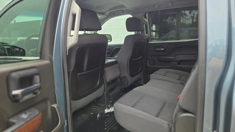 Used 2014 Blue GMC SLE Pickup 4D 6 1/2 ft image 20
