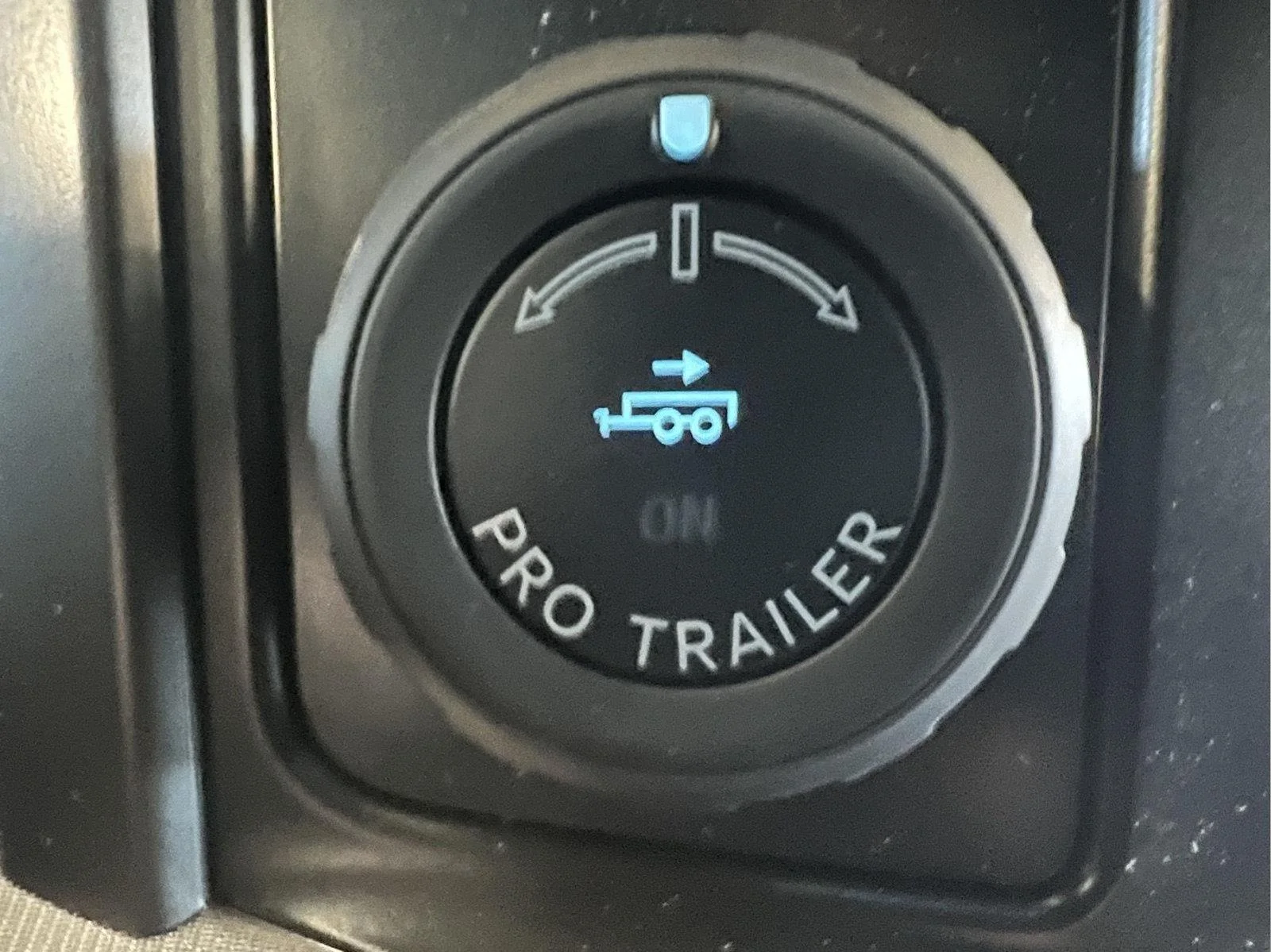 Used 2026 Avalanche Ford LARIAT image 31
