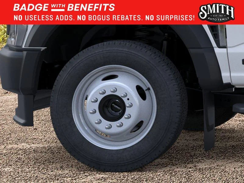 New 2026 Oxford White Ford F-550® XL image 20