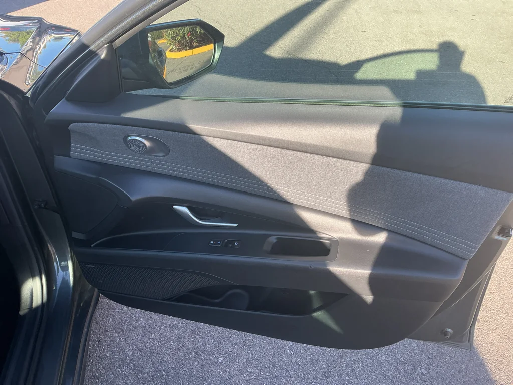 Used 2024 Amazon Gray Hyundai Limited image 14