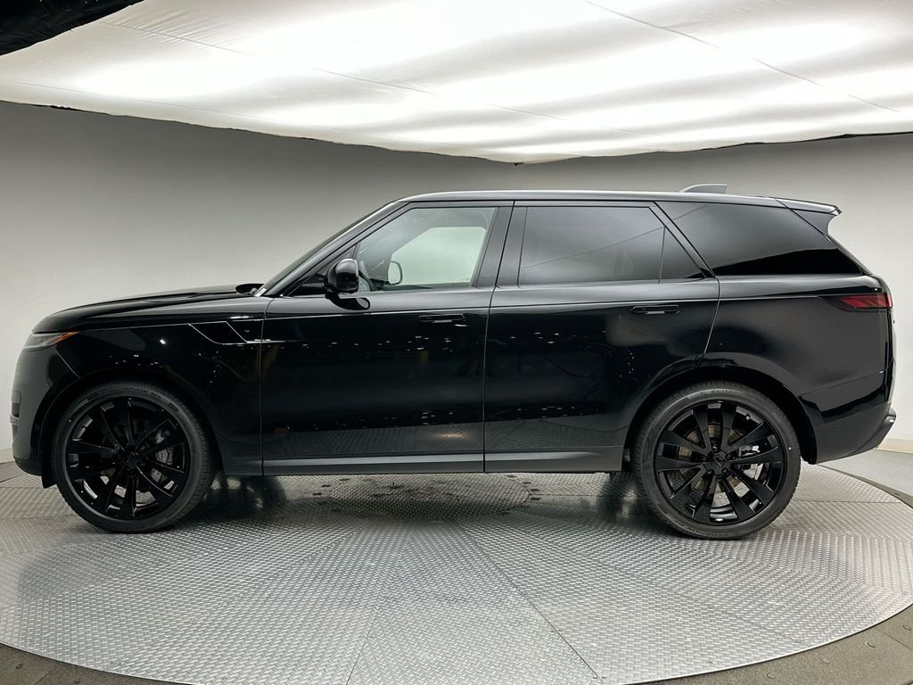 New 2026 Santorini Black LAND ROVER SE image 10