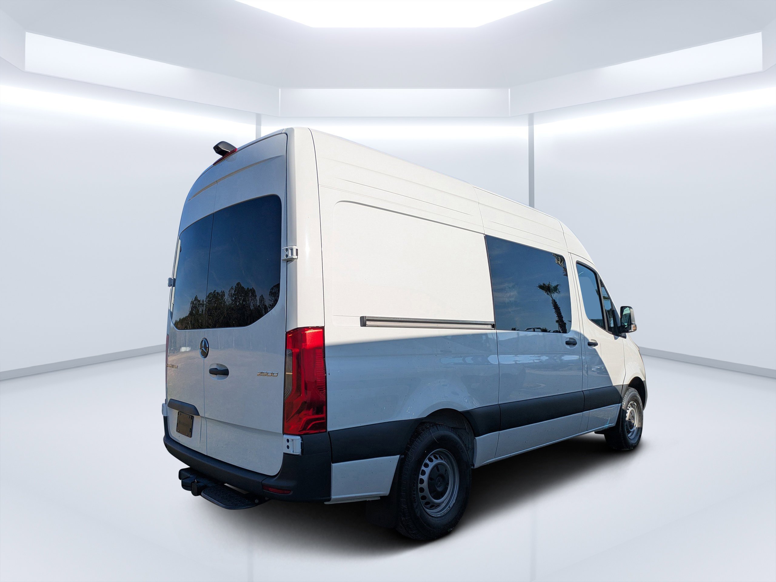 2026 Mercedes-Benz Sprinter Crew Van Base - Photo 32