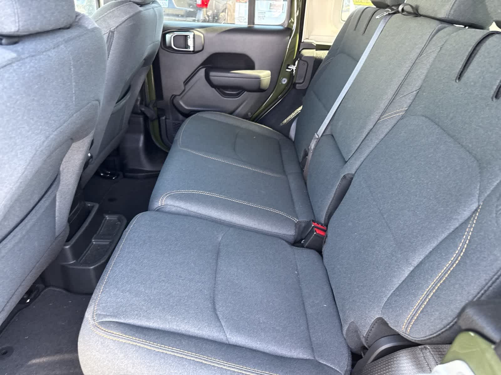 Used 2024 Sarge Green Clearcoat Jeep Sport S image 25