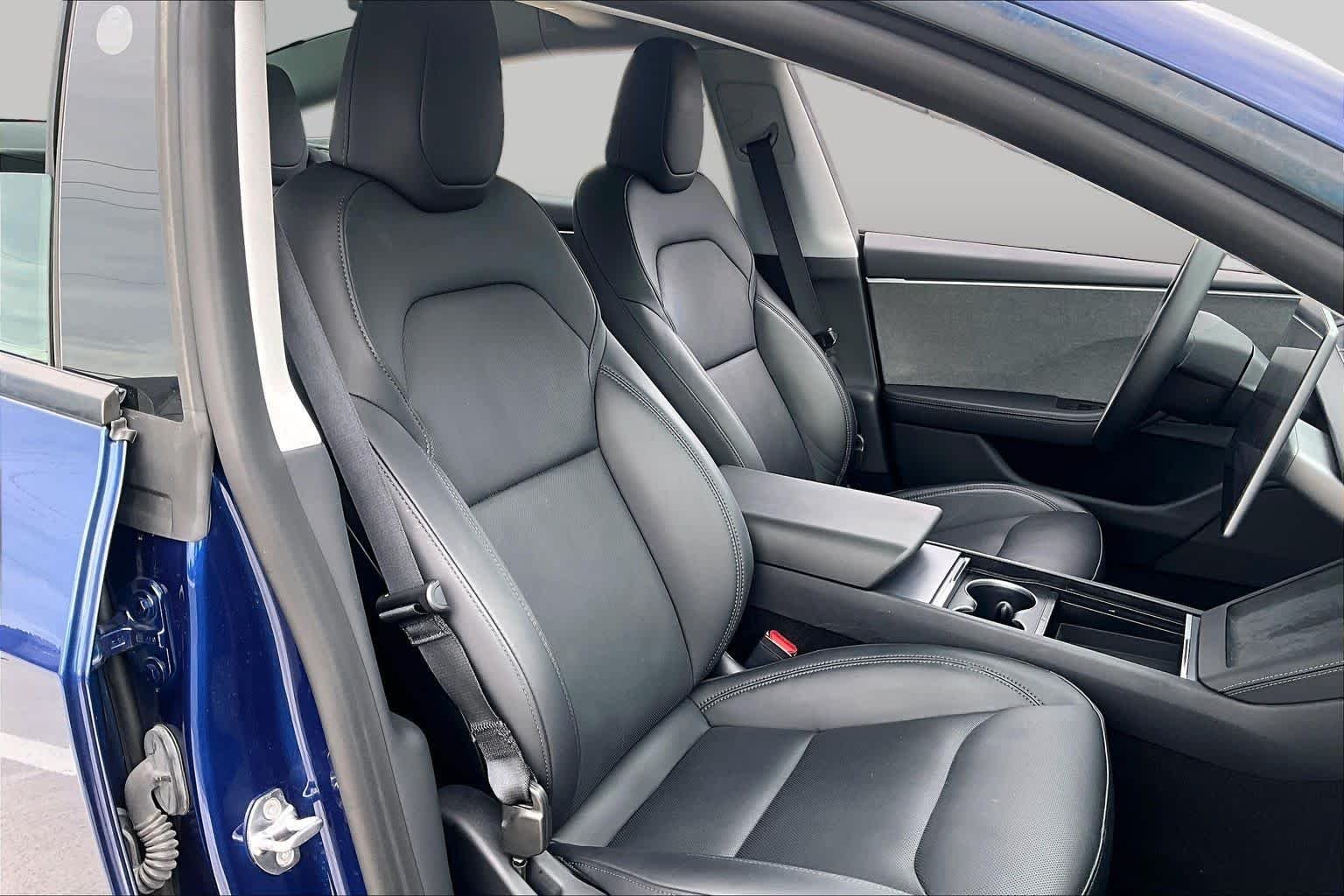 Used 2025 Deep Blue Metallic Tesla Long Range image 8