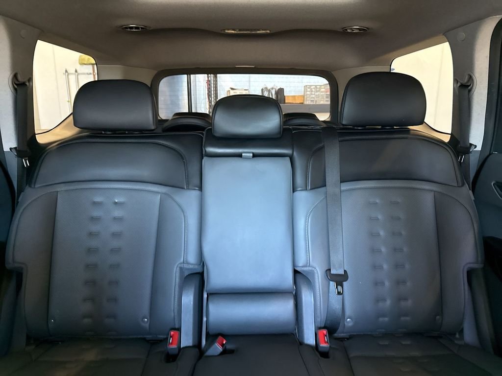 Used 2024 White Kia Wind image 22