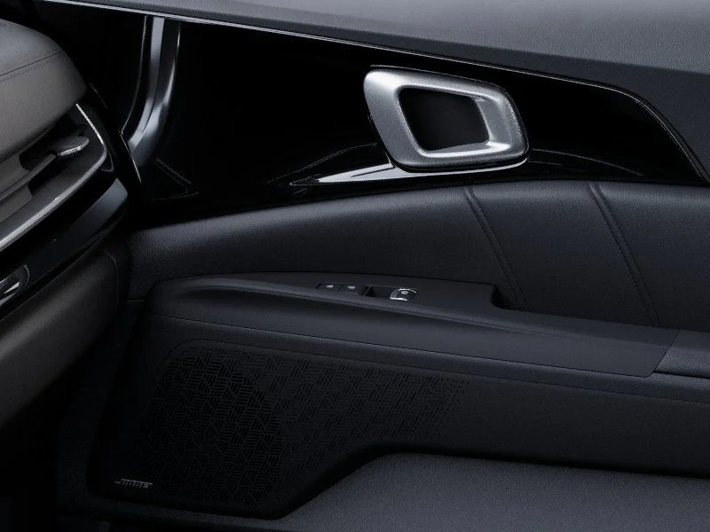 New 2026 Ceramic Silver Kia SX Prestige image 20