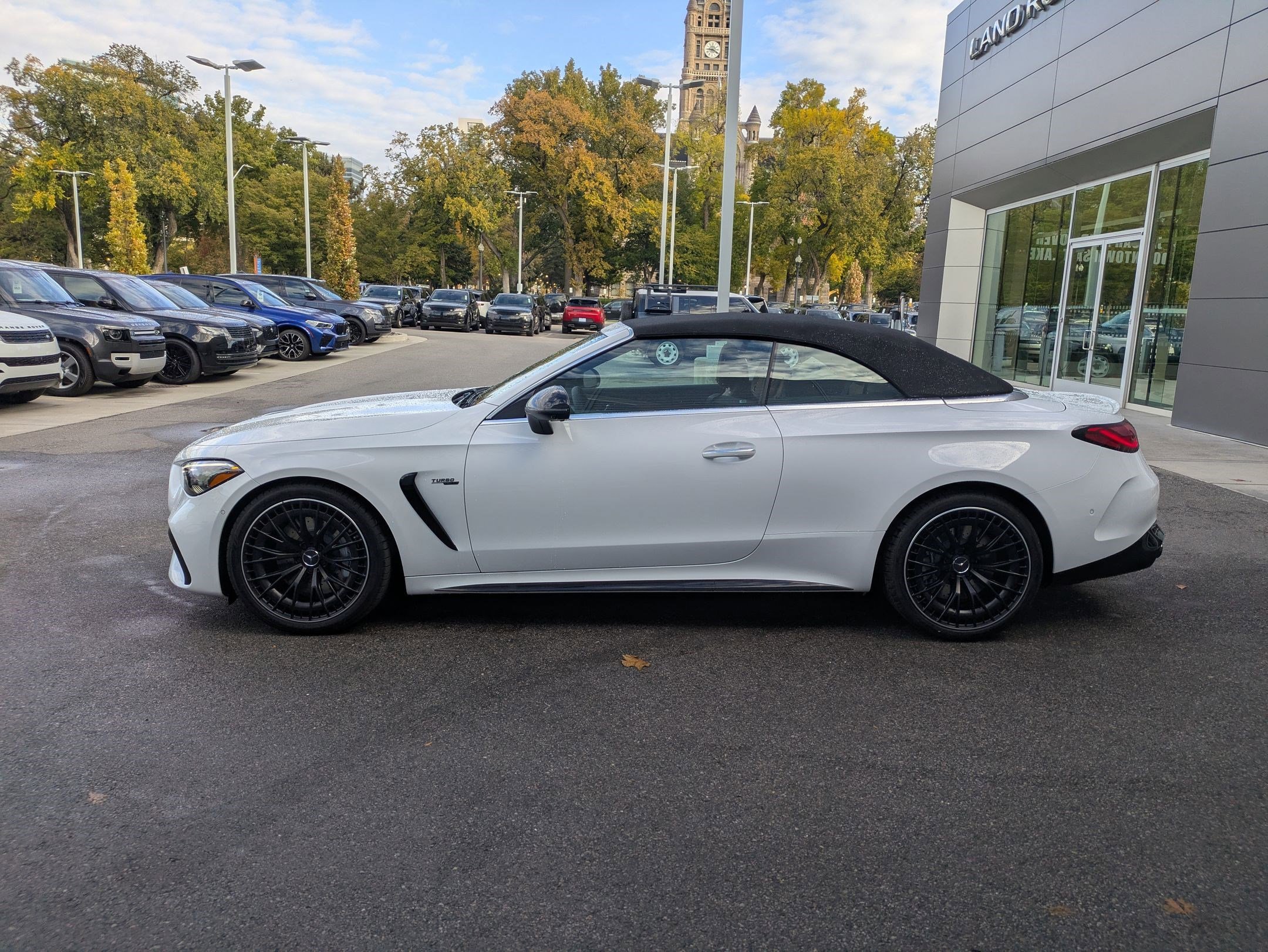 New 2026 MANUFAKTUR Moonlight White Metallic Mercedes-Benz AMG® CLE 53 image 22