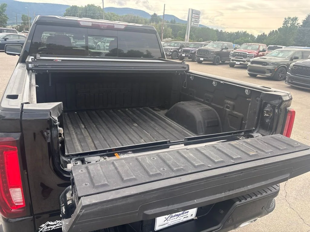 Used 2023 Black GMC Denali image 9