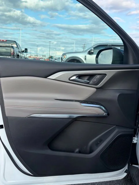2026 Chevrolet Traverse LT - Photo 11