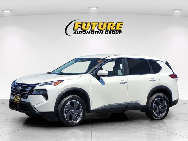 Used 2025 White Nissan SV image 5