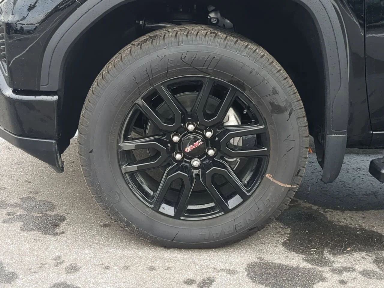 New 2026 Onyx Black GMC Elevation image 32