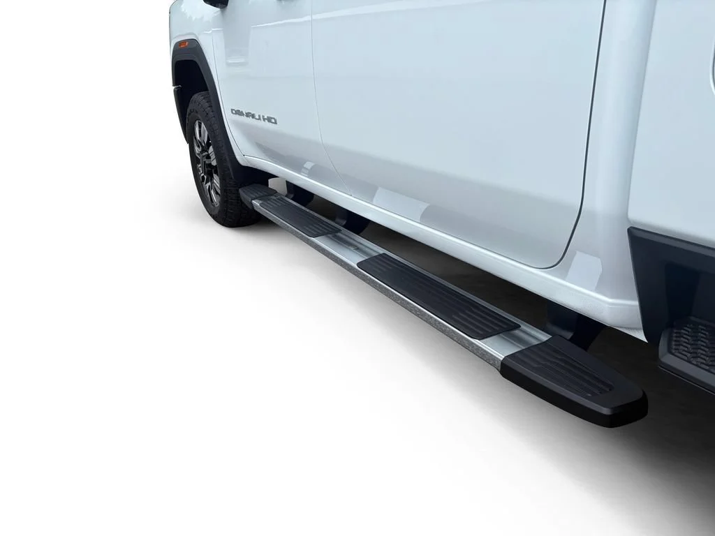 Used 2025 Summit White GMC Denali image 18