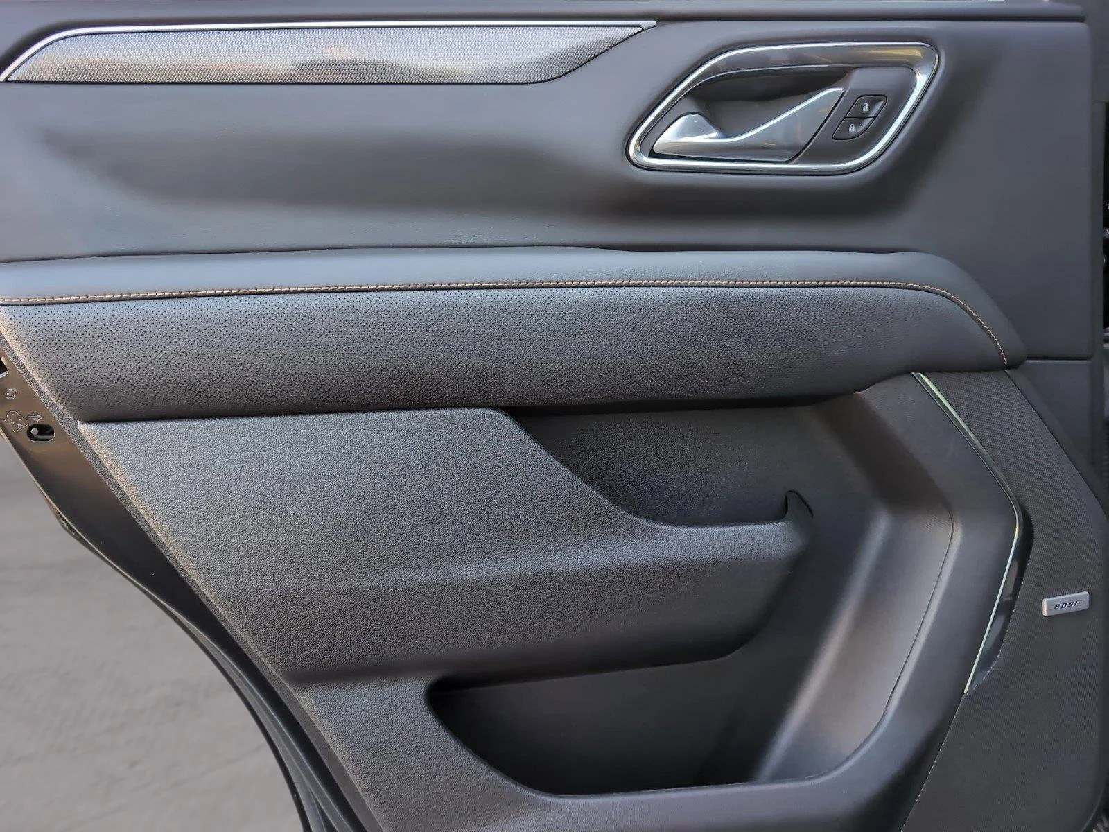 Used 2023 Onyx Black GMC AT4 image 37