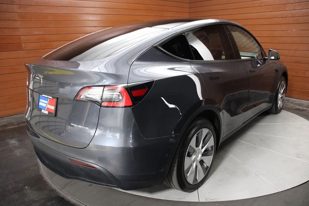 Used 2020 Solid Black Tesla Long Range image 9
