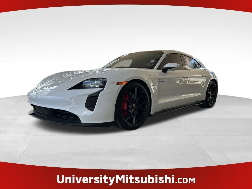 2023 Porsche Taycan GTS Sport Turismo's photo