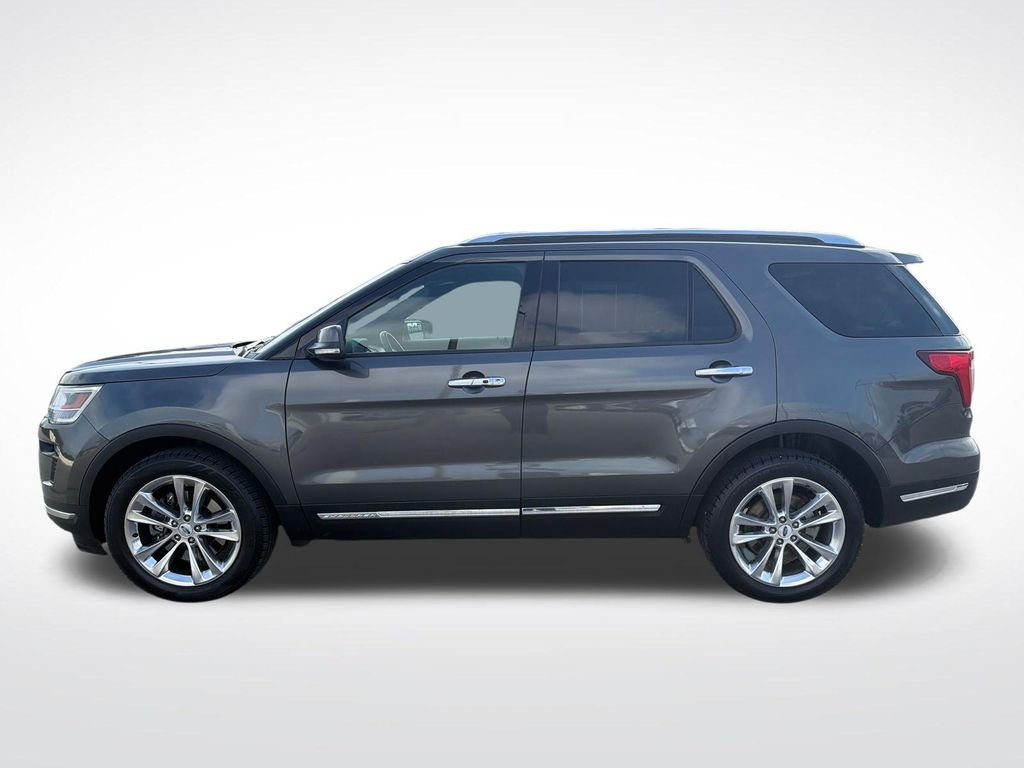 Used 2018 Gray Ford Limited image 4