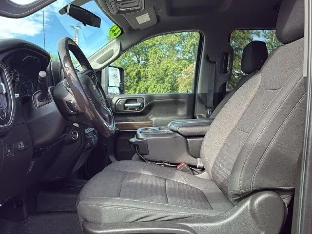 Used 2022 Red Chevrolet LT image 11