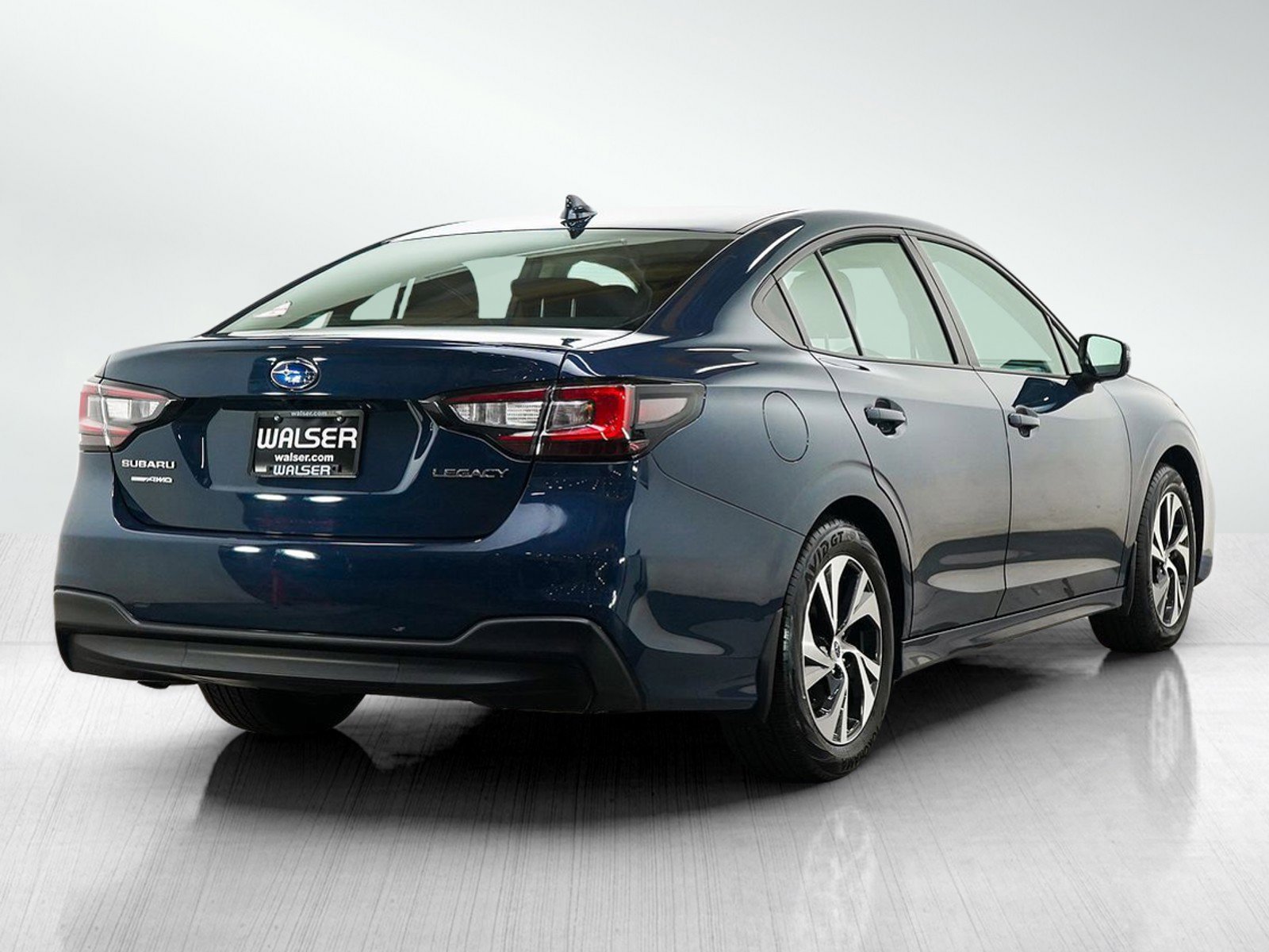 Used 2023 Cosmic Blue Pearl Subaru Premium image 5