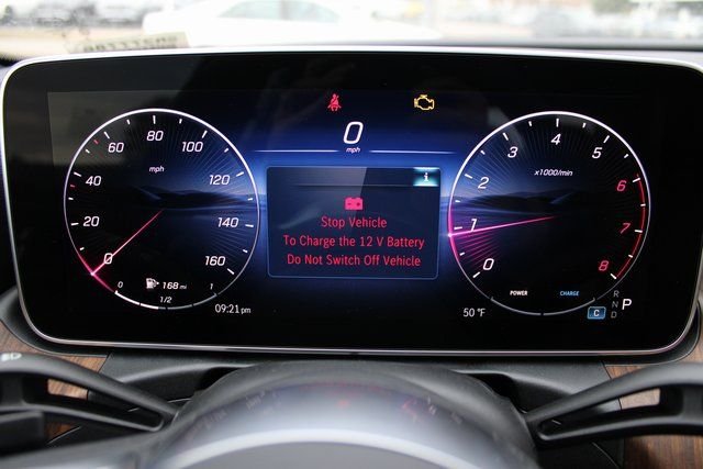 New 2025 Polar White Mercedes-Benz C 300 image 21
