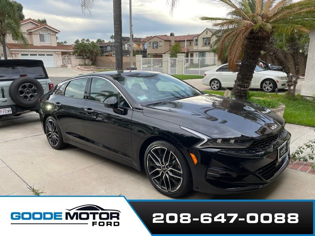 2023 Kia Optima GT FWD's photo
