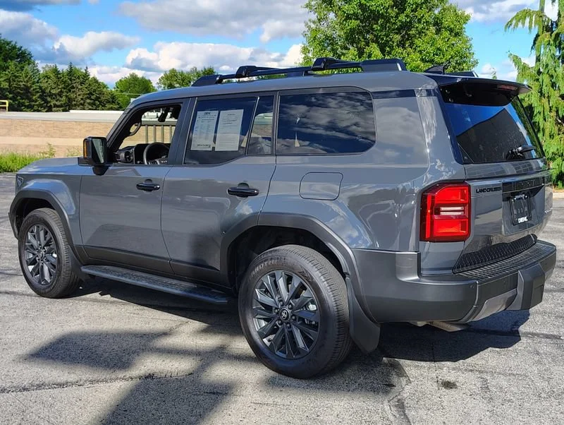 Used 2024 Gray Toyota 4WD (Natl) image 9