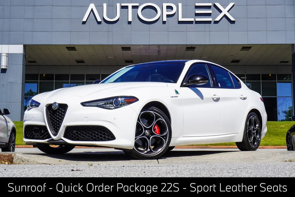 Used 2022 White Alfa Romeo Veloce image 1
