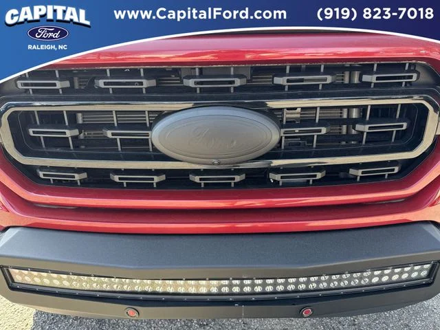 Used 2023 Red Ford Lariat image 10