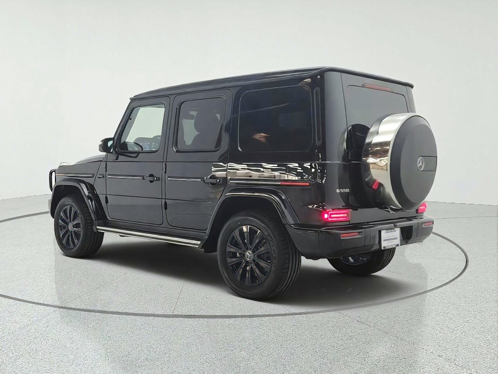 Certified Used 2025 Obsidian Black Metallic Mercedes-Benz G 550 SUV image 7