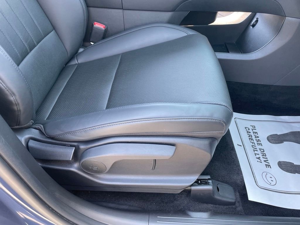Used 2025 Blue Hyundai SEL image 41