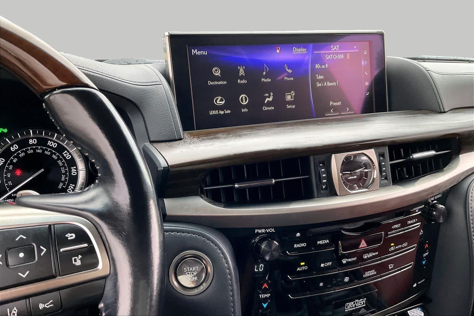 Used 2019 Atomic Silver Lexus  image 6