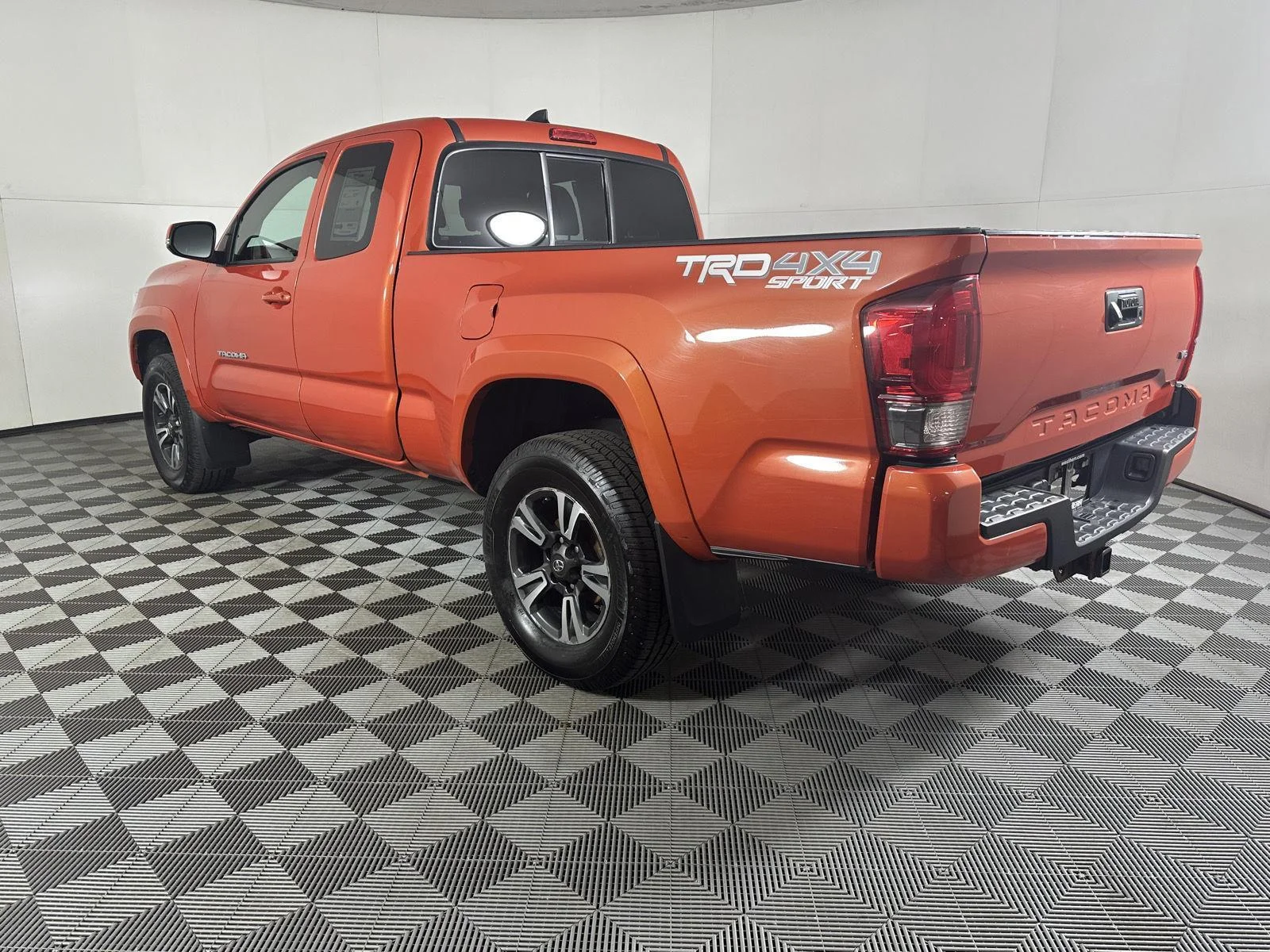 Used 2017 Inferno Toyota  image 11