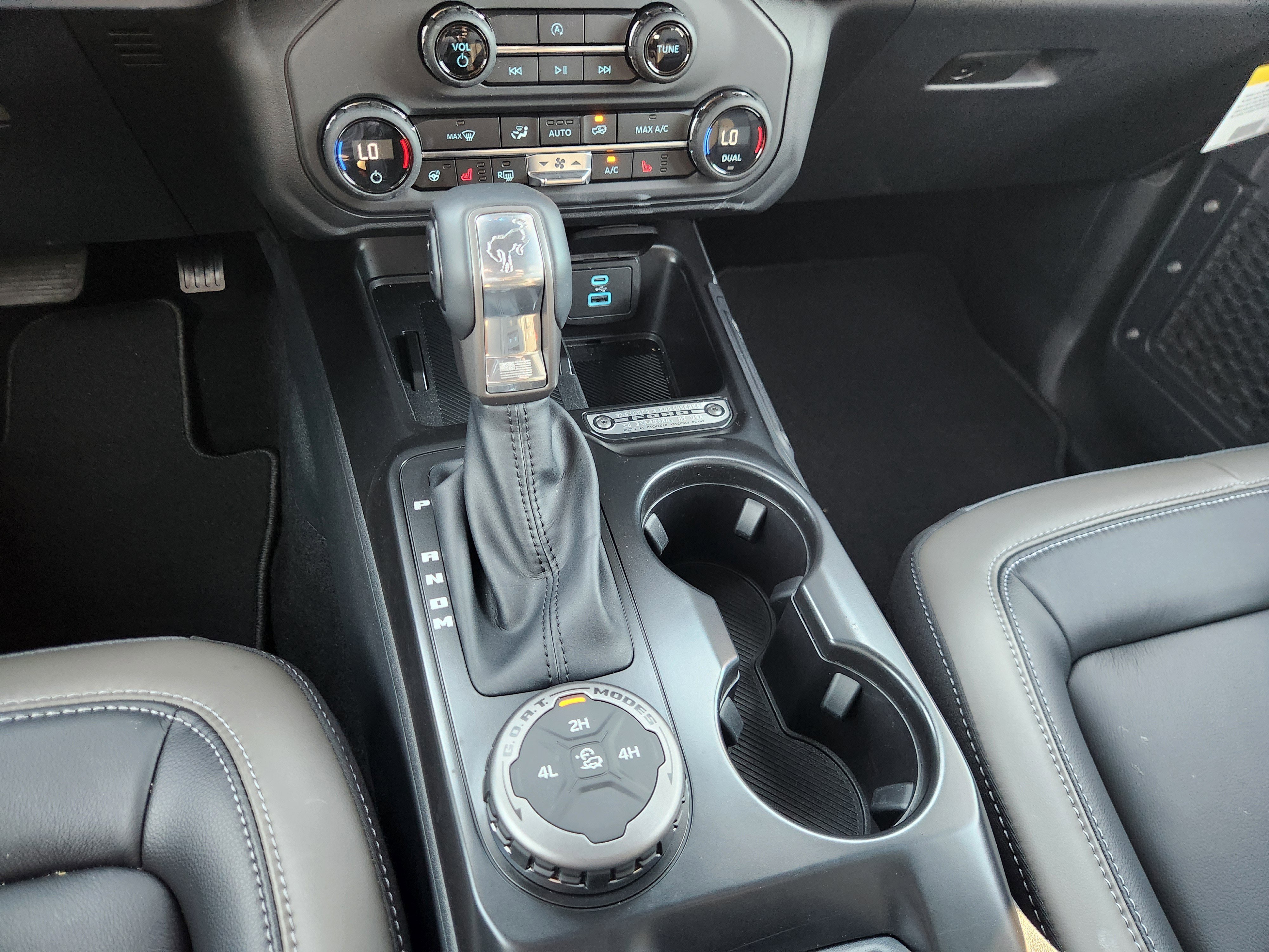 2025 Ford Bronco 4-Door Outer Banks - Photo 14